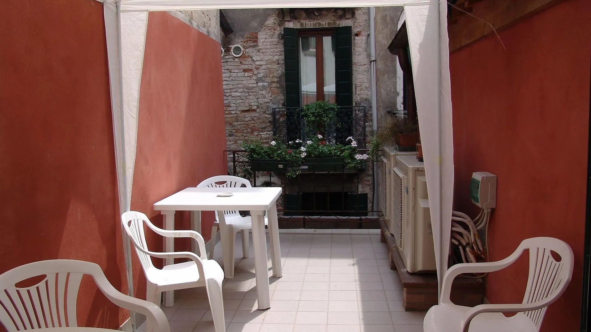 Casa Cosmo Hotel Mirano Guest house